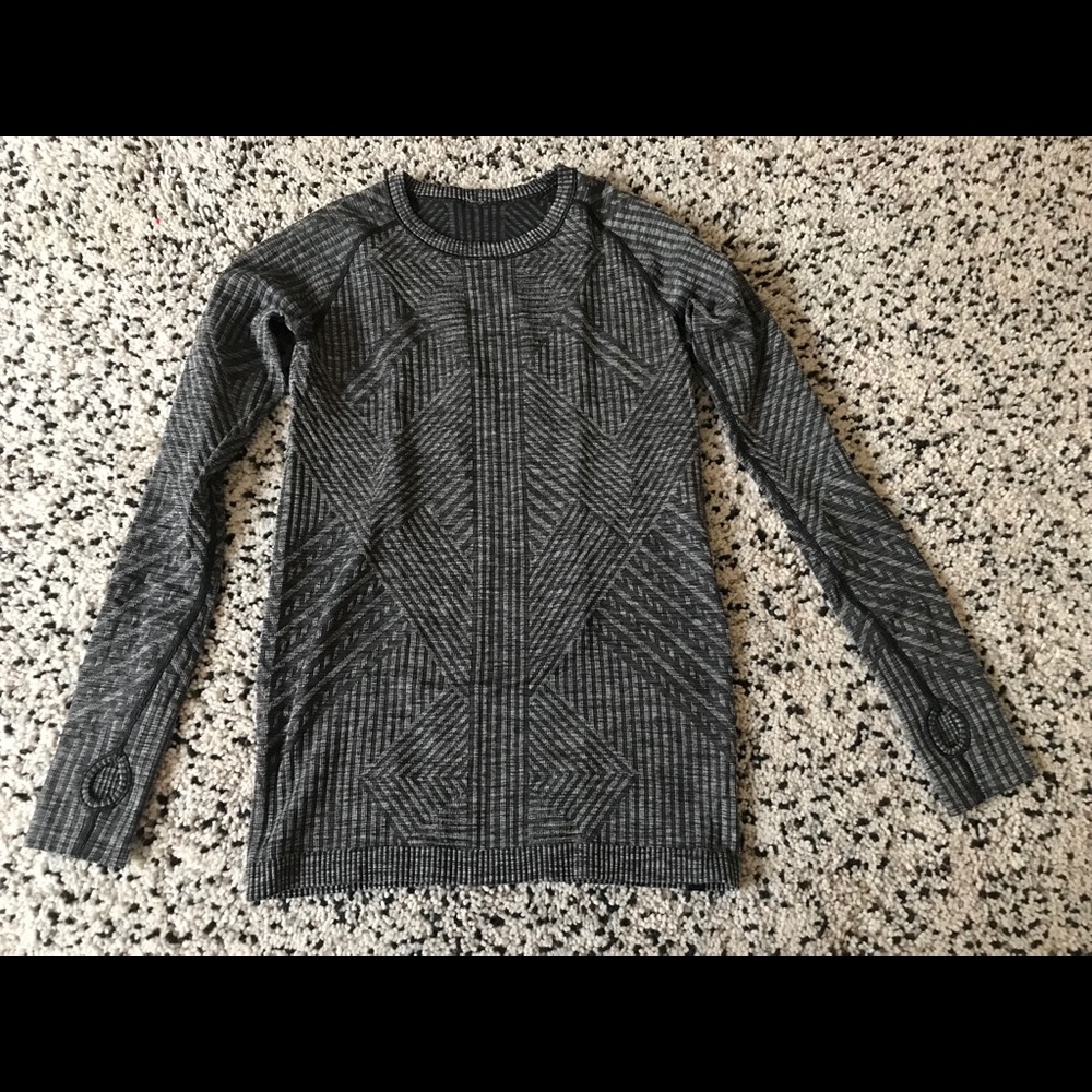Lululemon Top- Pullover
